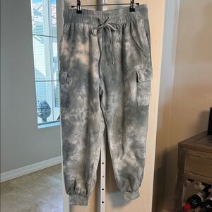 FLYING TOMATO Tie-Dye Cargo Joggers